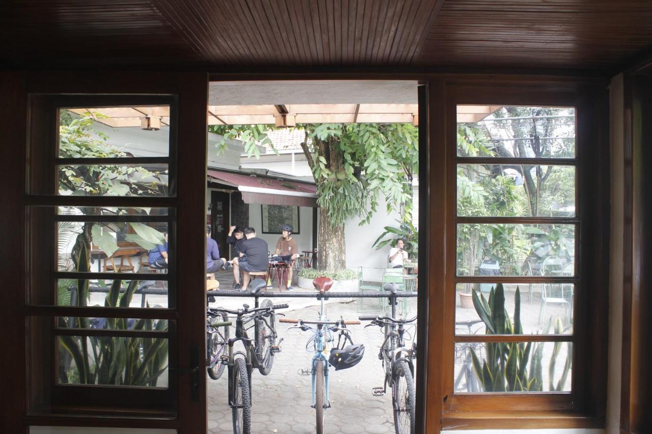 Hotel Bumi Asih Gedung Sate Bandung Exterior photo