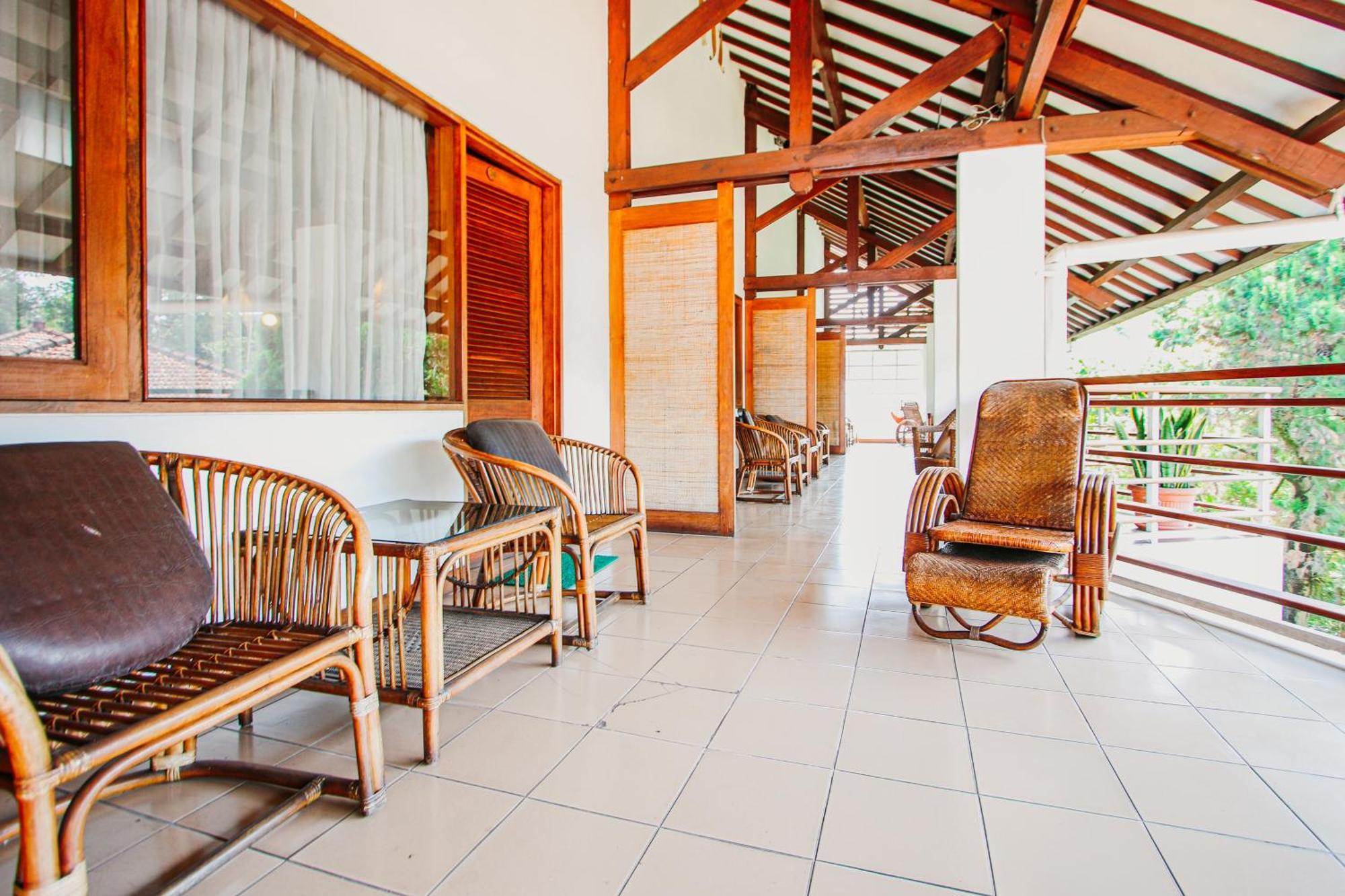 Hotel Bumi Asih Gedung Sate Bandung Exterior photo