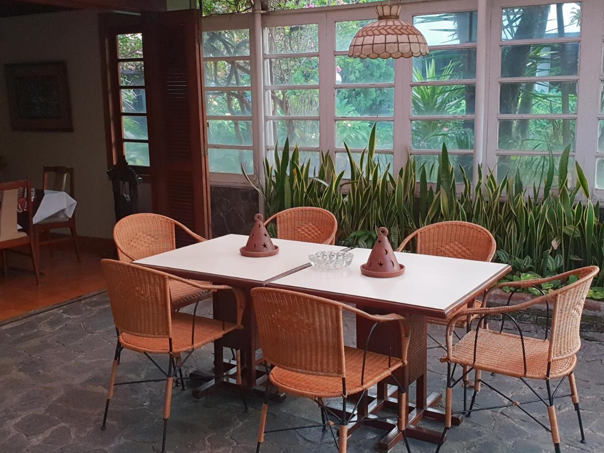 Hotel Bumi Asih Gedung Sate Bandung Exterior photo